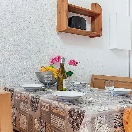 Cimes De Caron 1603 By Interhome * Val Thorens